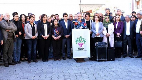 Rêveberiya HDP dest bi civînên gel kir